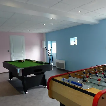 Avec Spa, Jeux Et Espace Bien-etre, Ideale Pour Familles Et Groupes Jusqu'a 8 Pers. - Fr-1-489-442 Cressanges