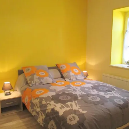 Avec Spa, Jeux Et Espace Bien-etre, Ideale Pour Familles Et Groupes Jusqu'a 8 Pers. - Fr-1-489-442 Cressanges